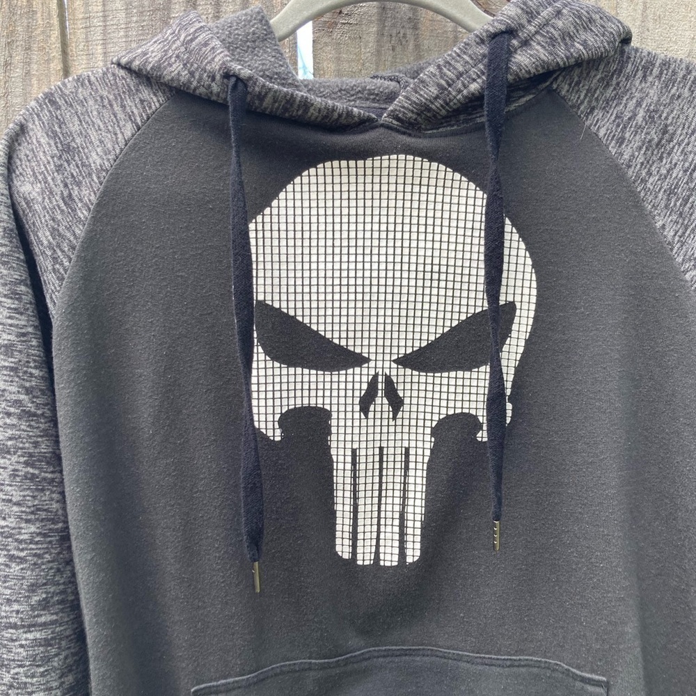Marvel "The Punisher “hooded swearshirt “ Med.” Dark Gray w/ light Gray … - Picture 1 of 6